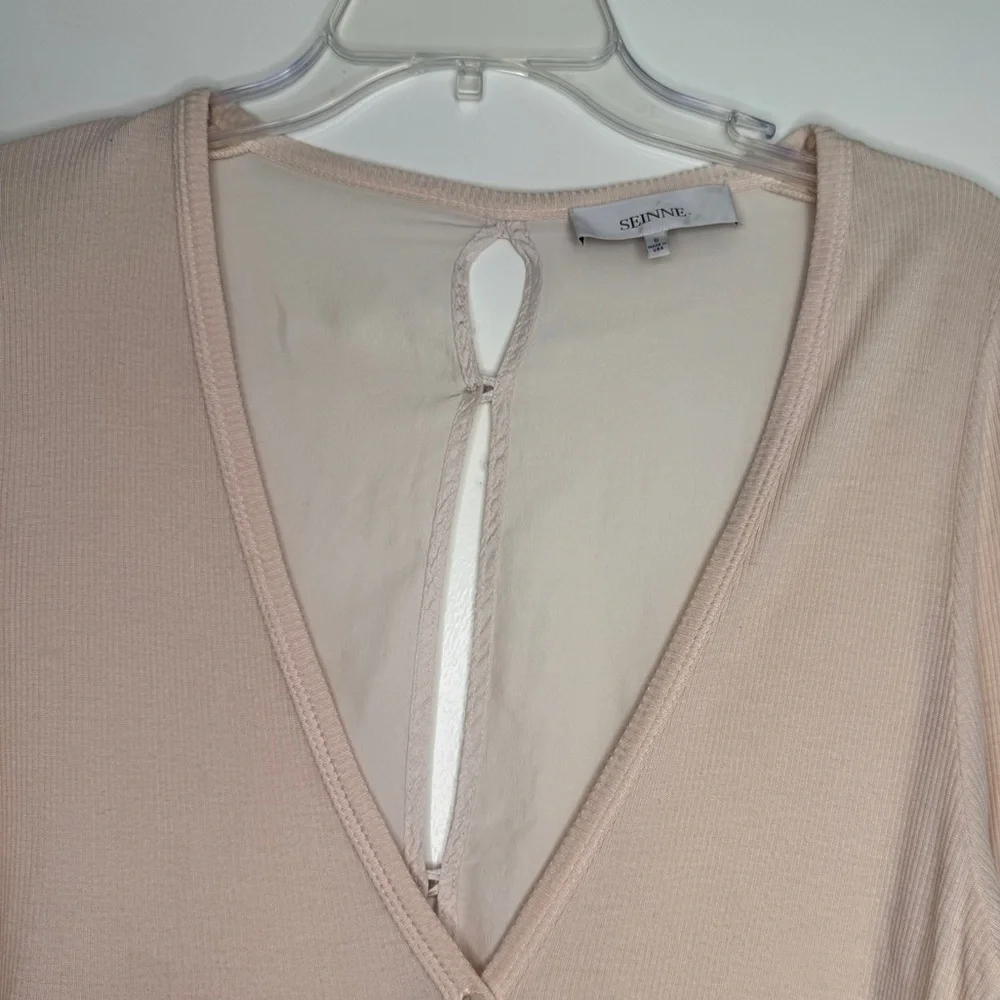 SEINNE: Etsy Shop Blush top - Picture 1 of 5